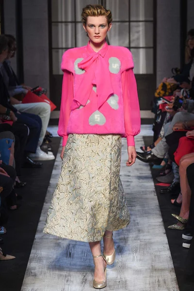 Look 22